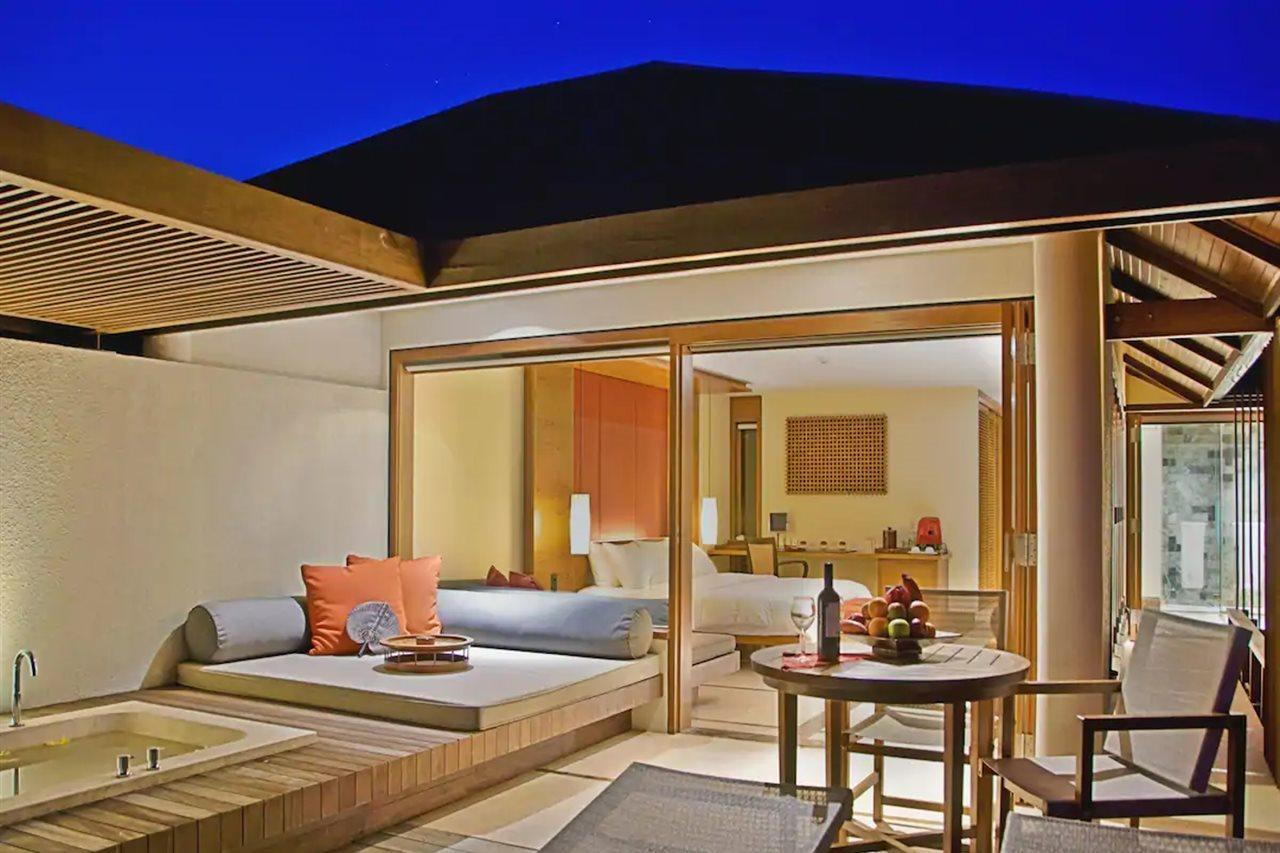 The Haven At Paradise Island Himmafushi Exterior photo
